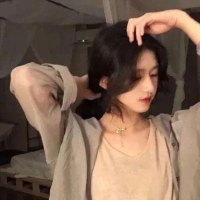 玉米上的麻雀